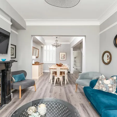 Villa Stunning And Modern 5 Bed House I Pass The Keys York Esterno foto