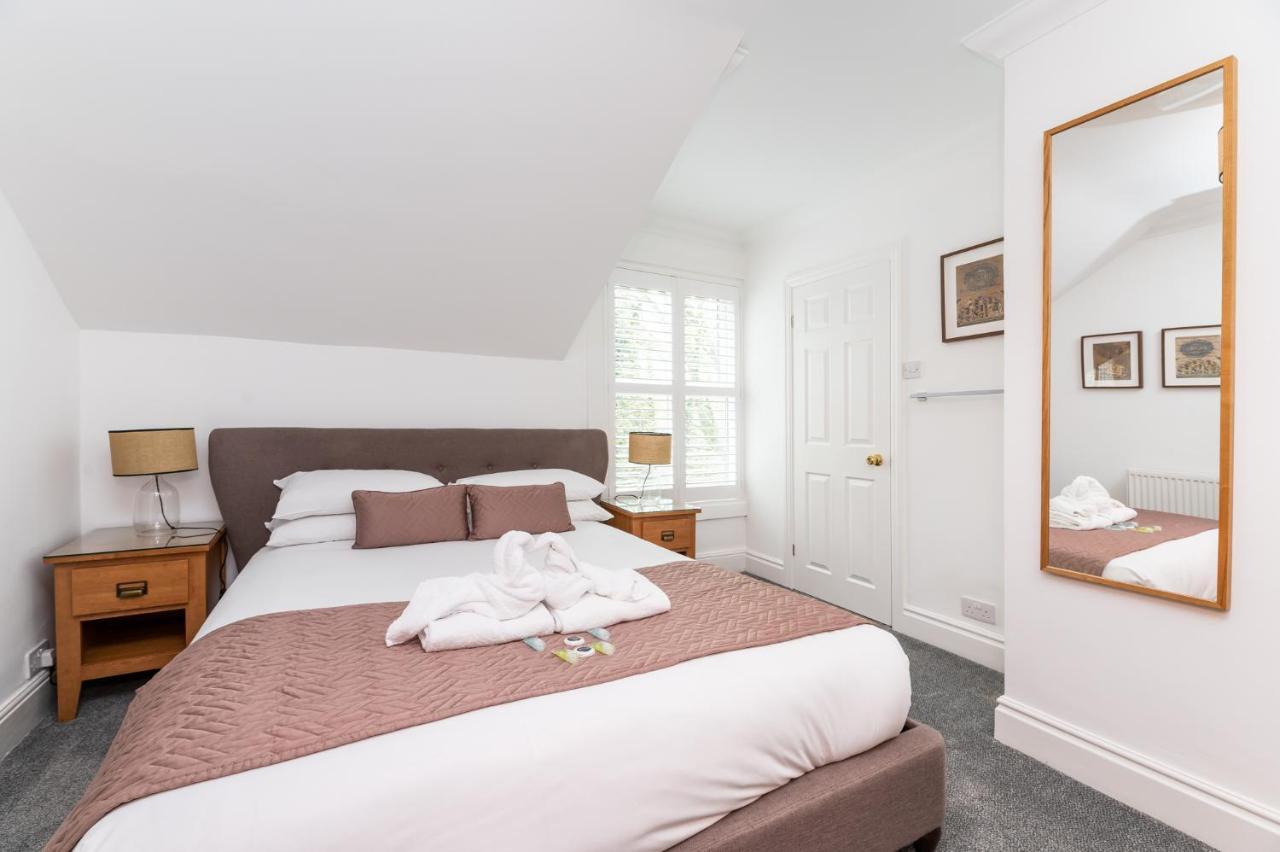 Stunning And Modern 5 Bed House I Pass The Keys Holiday home