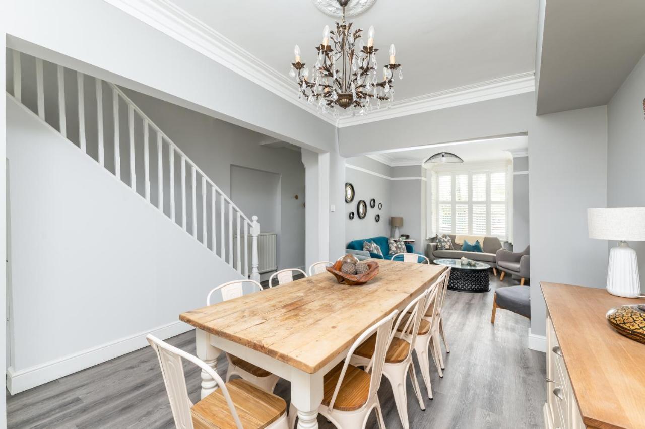 Holiday home Stunning And Modern 5 Bed House I Pass The Keys York